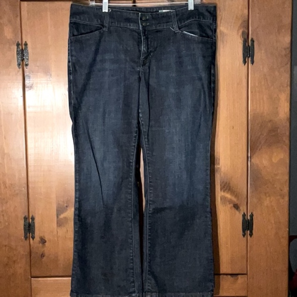 GAP curvy mid-rise jeans